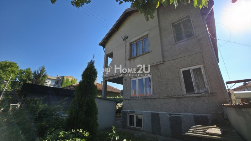 Продава КЪЩА, гр. Вълчи дол, област Варна, снимка 2 - Къщи - 53599574