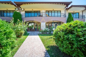 Huis Kranevo, regio Dobritsj