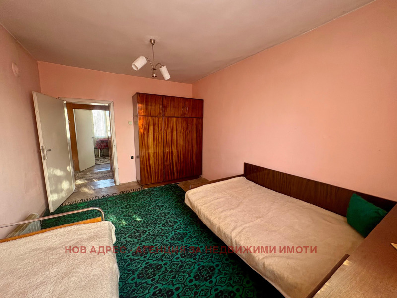 Продава 3-СТАЕН, гр. Търговище, Център, снимка 3 - Апартаменти - 53008630