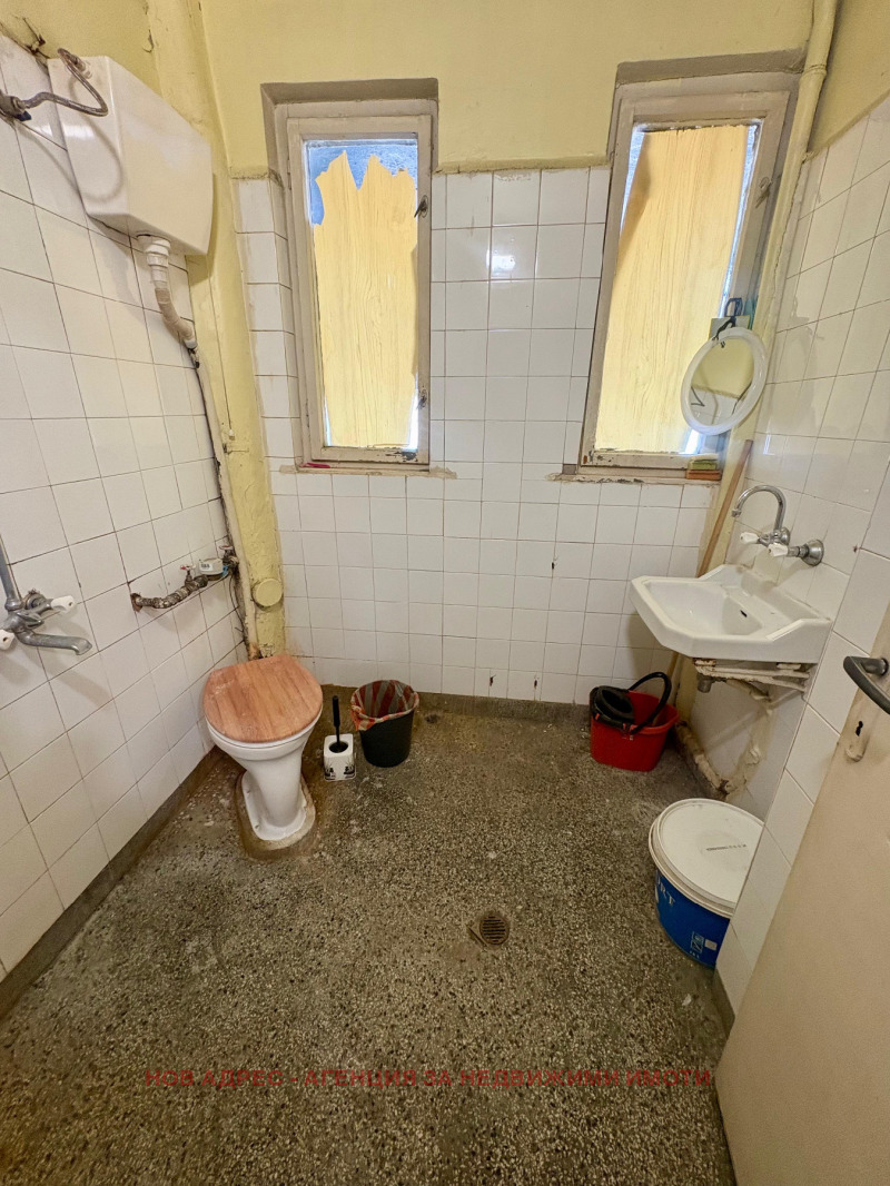 Продава 3-СТАЕН, гр. Търговище, Център, снимка 13 - Апартаменти - 53008630