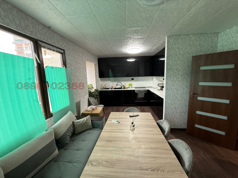 Продава 4-СТАЕН, гр. Стара Загора, Зора, снимка 2 - Апартаменти - 52780128