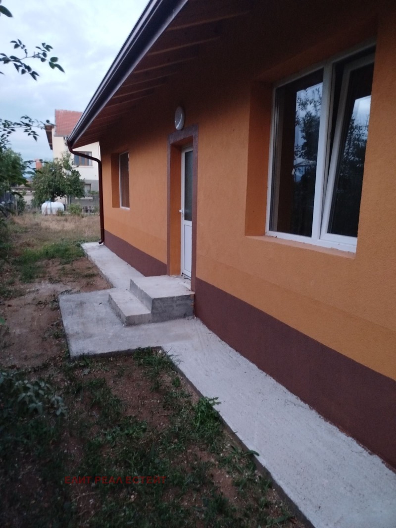 Продава  Къща област Благоевград , с. Баня , 140 кв.м | 43725282