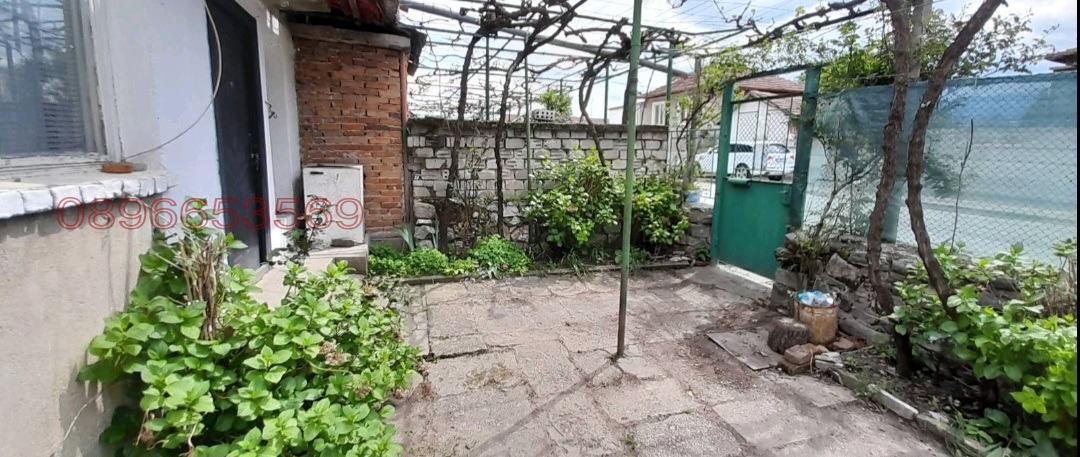 Продава КЪЩА, с. Алеко Константиново, област Пазарджик, снимка 13 - Къщи - 54129608