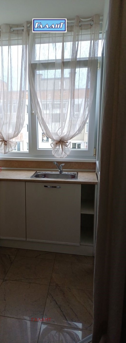 Продава 2-СТАЕН, гр. Варна, Лятно кино Тракия, снимка 3 - Апартаменти - 52376811