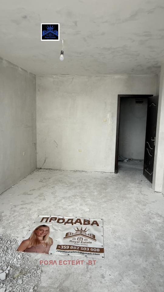 Продава 3-СТАЕН, гр. Велико Търново, Колю Фичето, снимка 3 - Апартаменти - 54276499