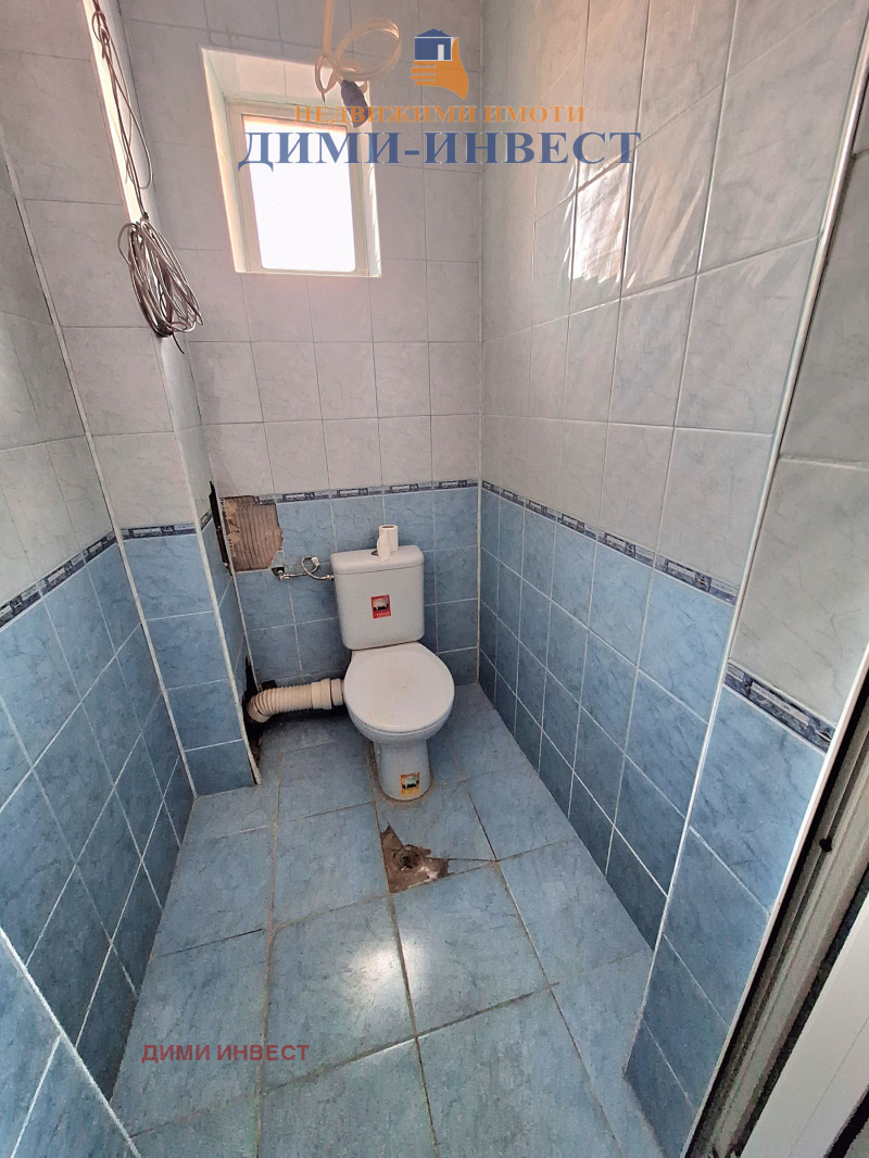 Продава ЕТАЖ ОТ КЪЩА, гр. Добрич, Христо Ботев, снимка 5 - Етаж от къща - 52716073