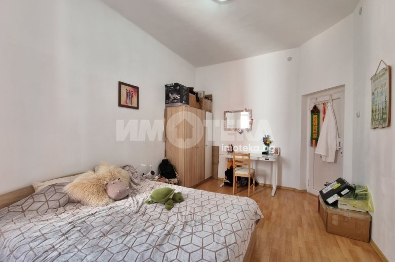 Продава КЪЩА, гр. София, Център, снимка 5 - Къщи - 51598213