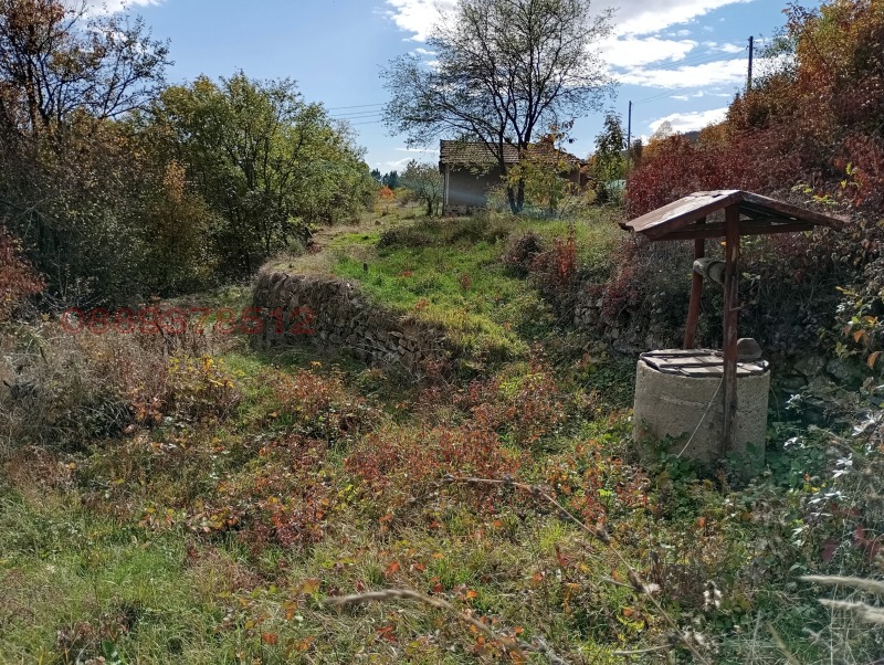 Продава КЪЩА, област София, с. Реброво • 48000 € / 93879.84 лв. • 97155928 1