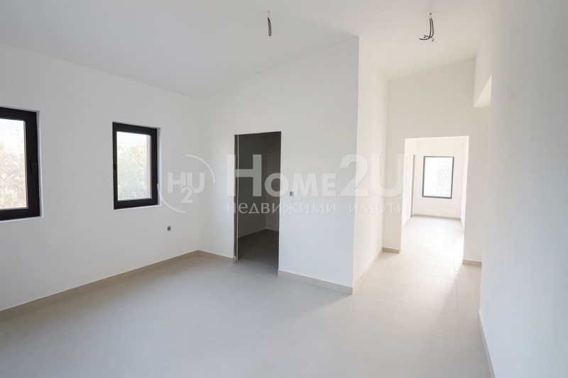 Продава КЪЩА, гр. Варна, м-т Добрева чешма, снимка 5 - Къщи - 52770211