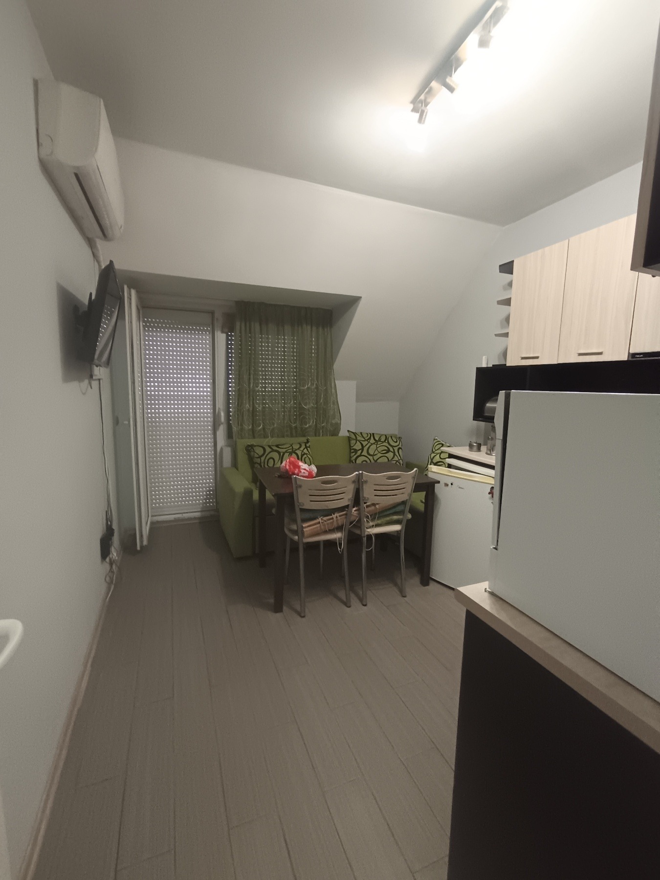 Продава 2-СТАЕН, гр. Благоевград, Широк център, снимка 4 - Апартаменти - 56258915