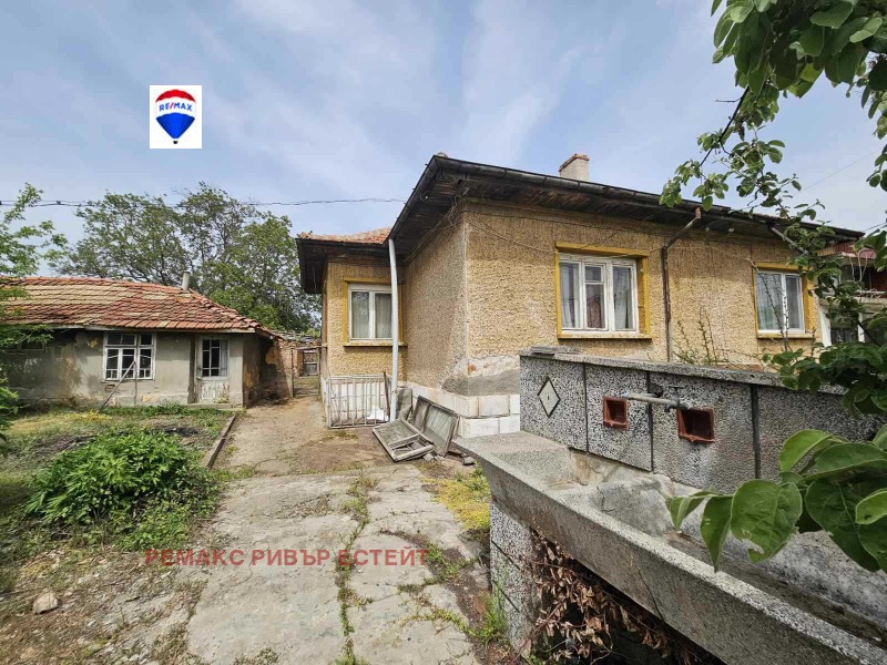 Продава КЪЩА в област Русе, с. Иваново - 52 кв.м / 33 000 € » 64 542.39 лв., РЕМАКС РИВЪР ЕСТЕЙТ