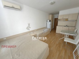Στούντιο κ.κ. Σλαντσεβ βριαγ, περιοχή Μπουργκάς