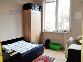 3+ Schlafzimmer Zentar, Sofia 12