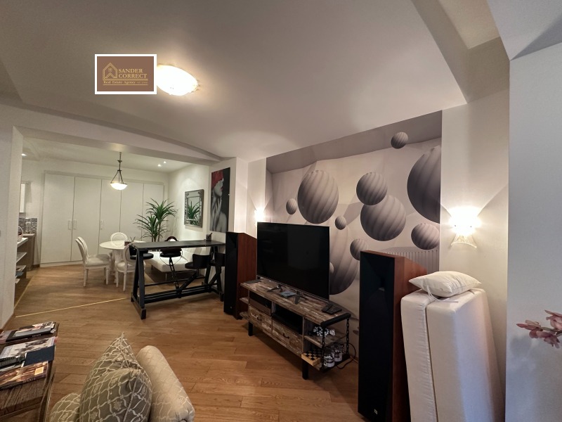 Продава  4-стаен град София , Център , 232 кв.м | 68254108 - изображение [8]