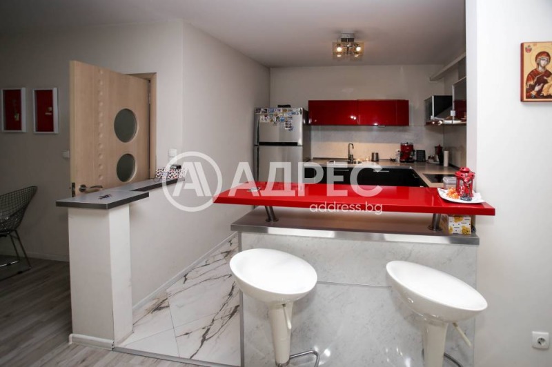 Продава  3+ slaapkamer Sofia , Poligona , 206 кв.м | 48618670 - изображение [12]