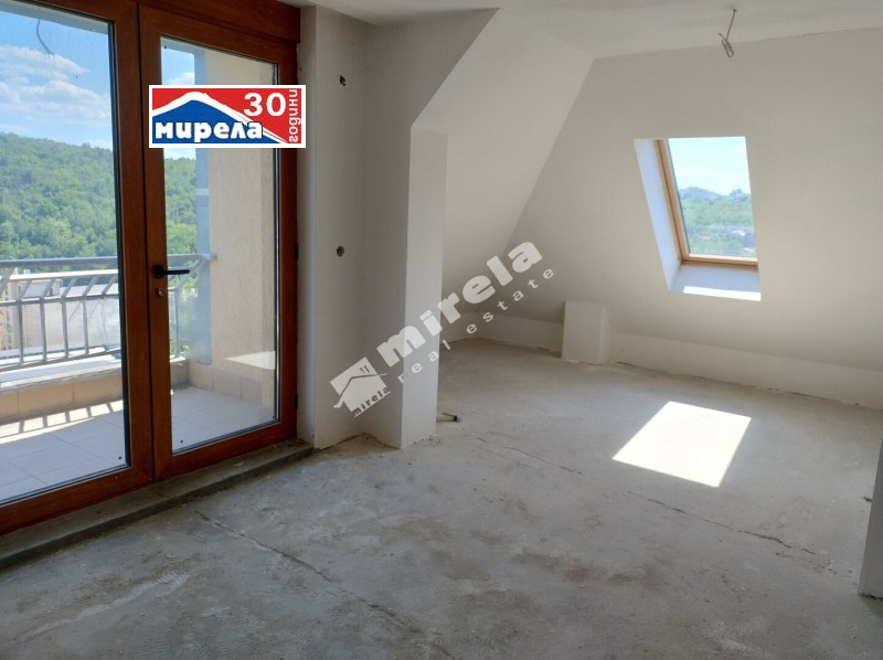 Продава МЕЗОНЕТ, гр. Велико Търново, Център, снимка 8 - Апартаменти - 51923772