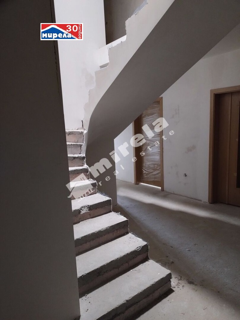 Продава МЕЗОНЕТ, гр. Велико Търново, Център, снимка 11 - Апартаменти - 51923772