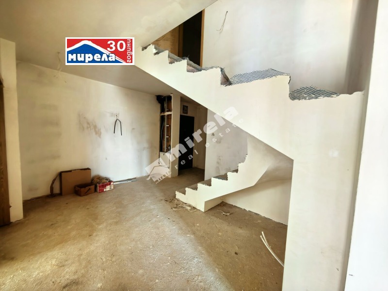 Продава МЕЗОНЕТ, гр. Велико Търново, Център, снимка 6 - Апартаменти - 51923772