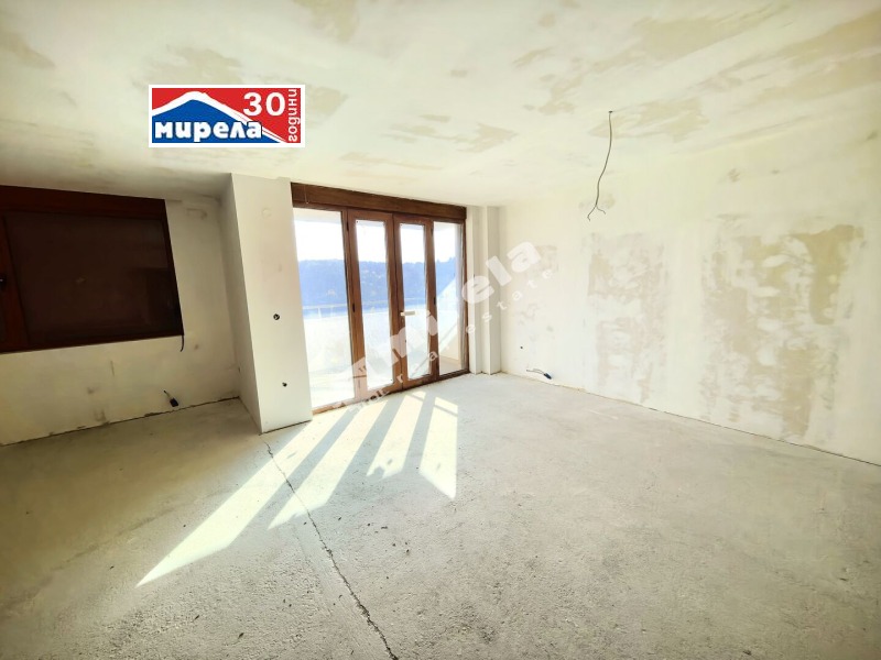 Продава МЕЗОНЕТ, гр. Велико Търново, Център, снимка 4 - Апартаменти - 51923772