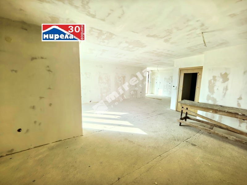 Продава МЕЗОНЕТ, гр. Велико Търново, Център, снимка 2 - Апартаменти - 51923772