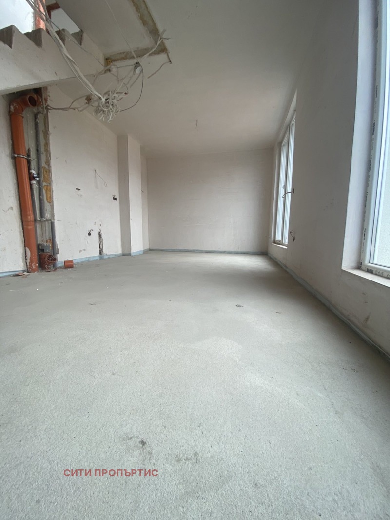 Продава МЕЗОНЕТ, гр. Благоевград, Широк център, снимка 2 - Апартаменти - 53593012