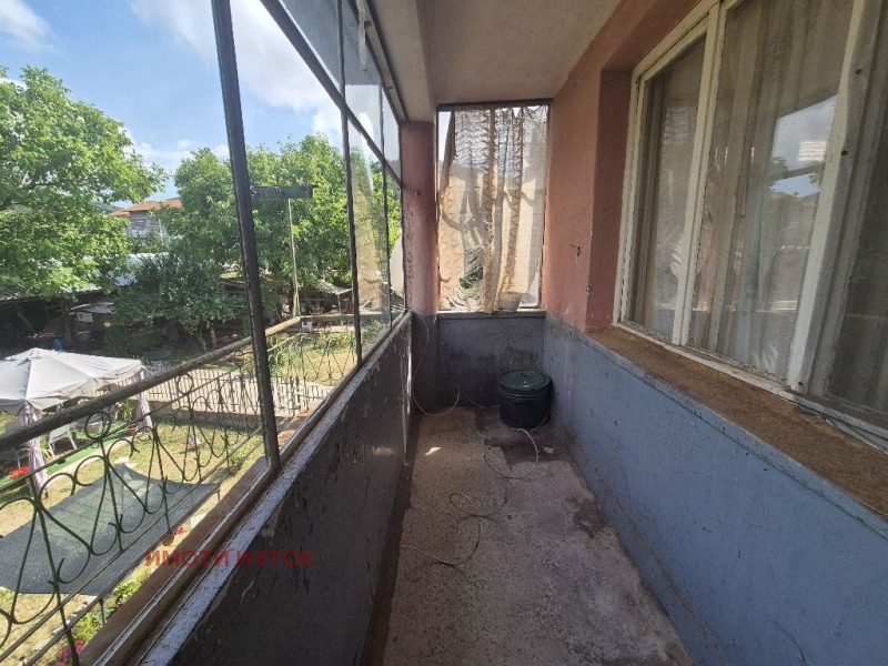 Продава  Етаж от къща град Перник , Ралица , 70 кв.м | 80099349 - изображение [10]