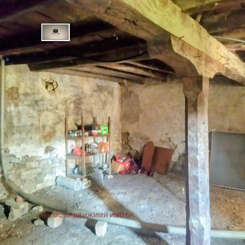 Продава КЪЩА, гр. Лясковец, област Велико Търново, снимка 5 - Къщи - 52223857