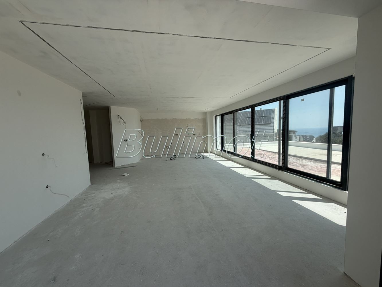 Продава 4-СТАЕН, гр. Варна, Бриз, снимка 2 - Апартаменти - 56653034
