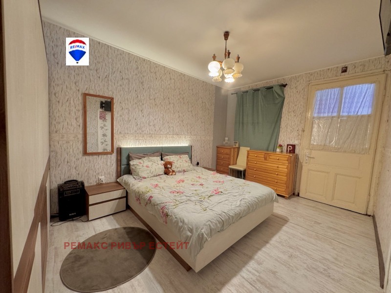 Продава КЪЩА в град Русе, Център - 87 кв.м / 143 900 € » 281 443.94 лв., РЕМАКС РИВЪР ЕСТЕЙТ