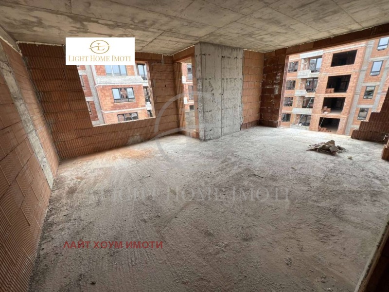 In vendita  2 camere da letto Plovdiv , Kiuchuk Parig , 106 mq | 57507087