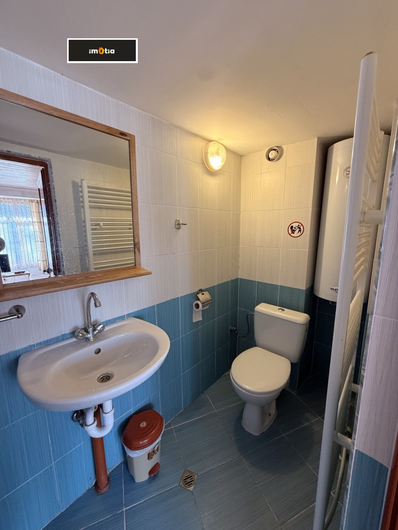 Продава КЪЩА, гр. Троян, област Ловеч, снимка 15 - Къщи - 53097667