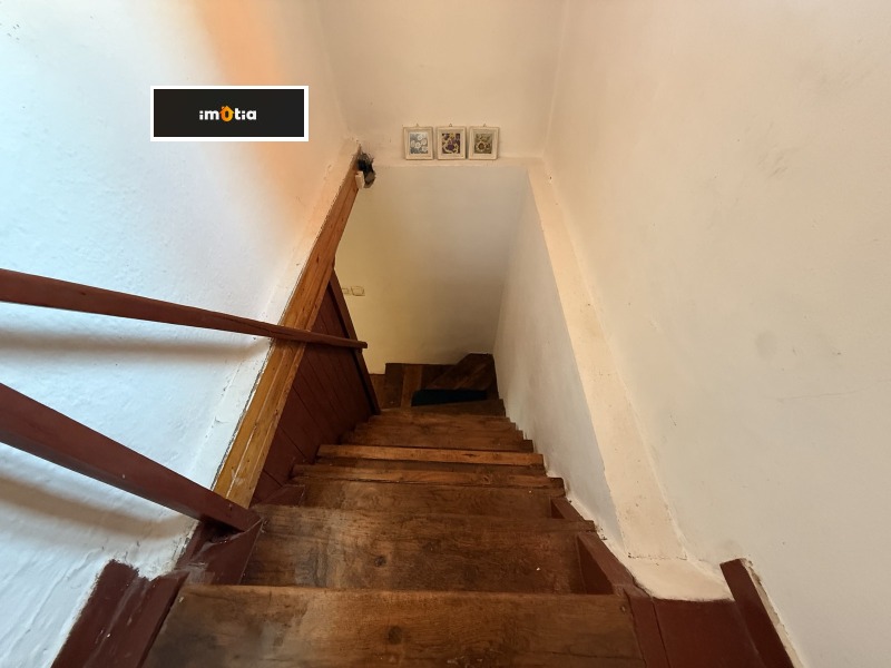 Продава КЪЩА, гр. Троян, област Ловеч, снимка 4 - Къщи - 53097667