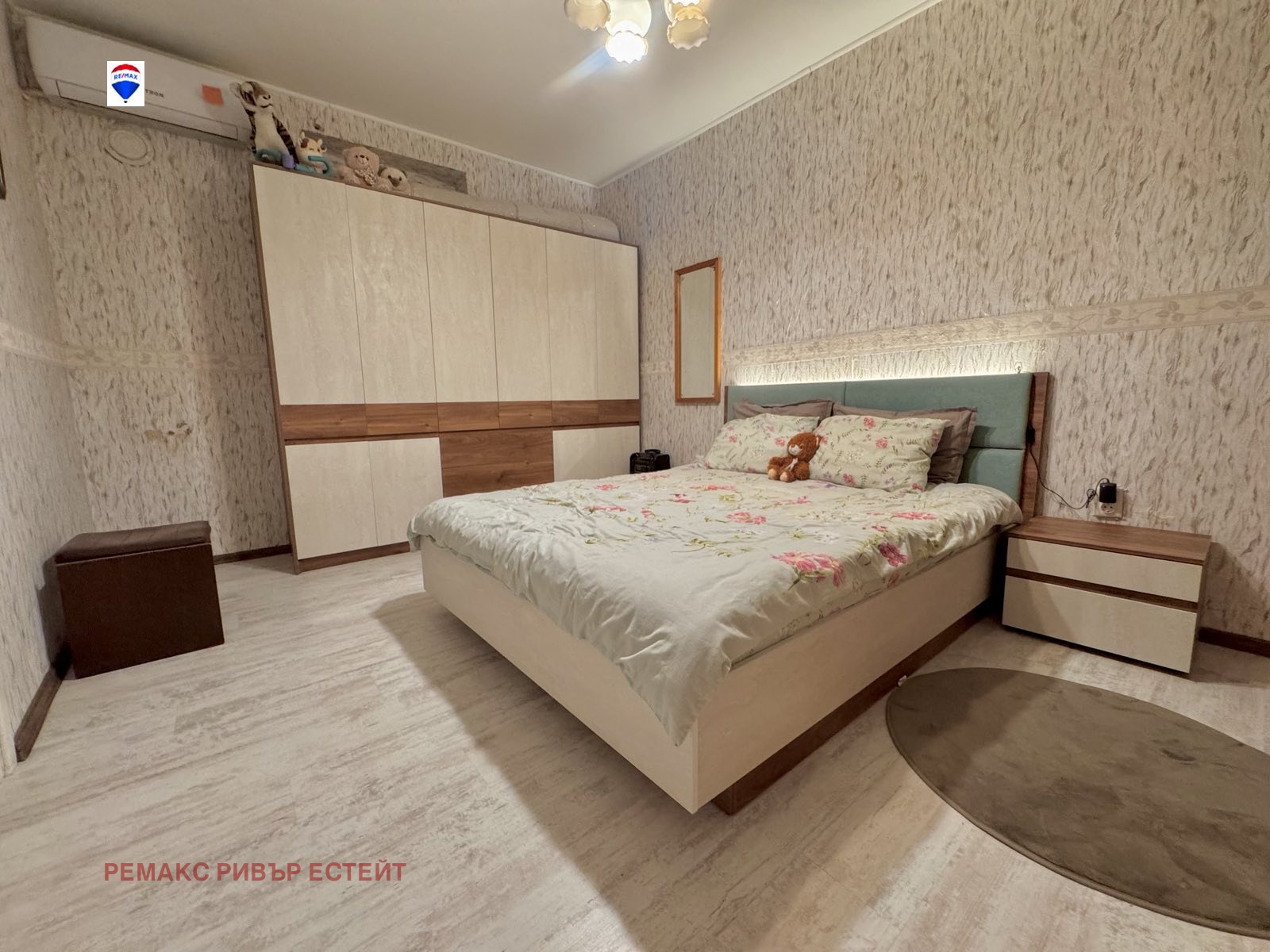 Продава КЪЩА, гр. Русе, Център, снимка 2 - Къщи - 50217763