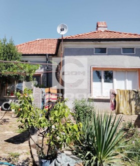 Casa Hrichtcheni, região Stara Zagora 1