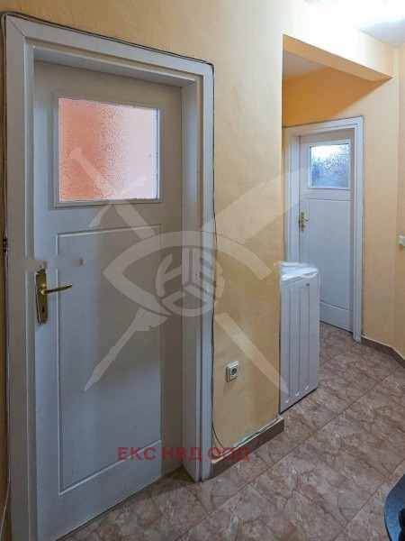 Продава  2-стаен град Пловдив , Съдийски , 81 кв.м | 88843820 - изображение [4]