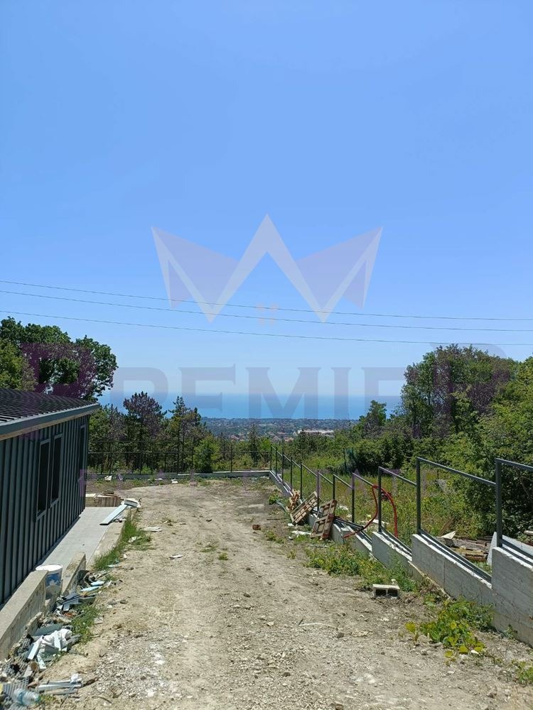 Продава  Къща град Варна , м-т Добрева чешма , 150 кв.м | 96720127