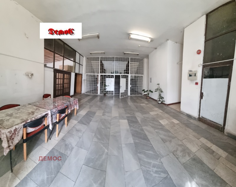 Продаја  Индустријска зграда Софија , Лјулин 6 , 400 м2 | 91856727 - слика [2]