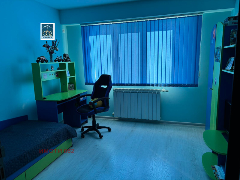 Myytävänä  2 makuuhuonetta Veliko Tarnovo alue , Gorna Orjahovitsa , 78 neliömetriä | 73512728 - kuva [8]