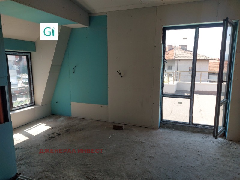 Продава 3-СТАЕН, гр. Благоевград, Идеален център, снимка 4 - Апартаменти - 53018511