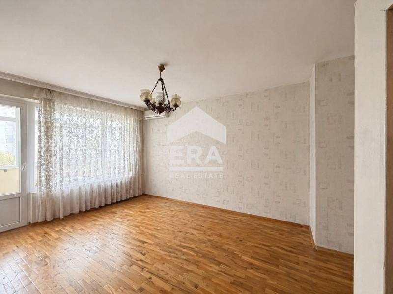 Продава 4-СТАЕН, гр. Варна, Младост 1, снимка 4 - Апартаменти - 54701112