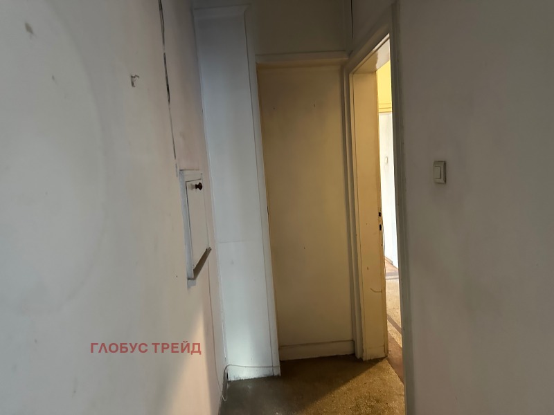 Продава ОФИС, гр. София, Докторски паметник, снимка 13 - Офиси - 53150728