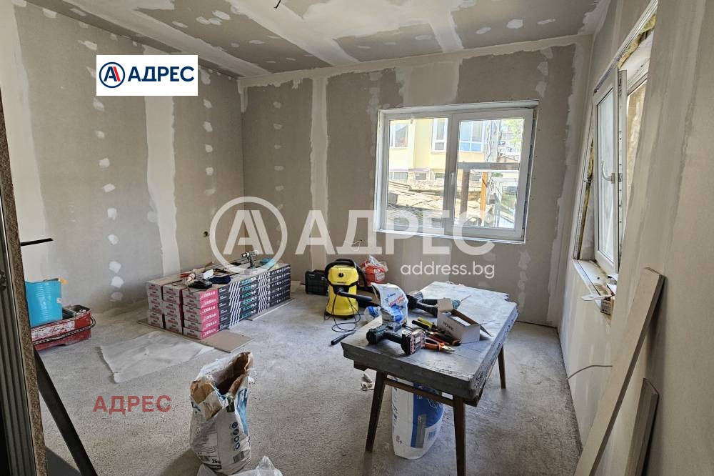 Продава ЕТАЖ ОТ КЪЩА, гр. Варна, Цветен квартал, снимка 5 - Етаж от къща - 54759632