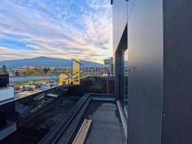 4-СТАЕН, 208 m2