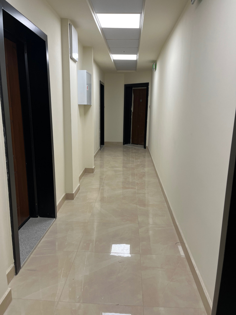 Продава 3-СТАЕН, гр. Перник, Изток, снимка 8 - Aпартаменти - 40136528