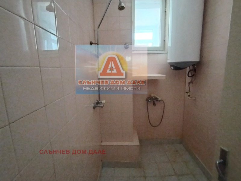 Продава 3-СТАЕН, гр. Шумен, Болницата, снимка 16 - Aпартаменти - 48102383