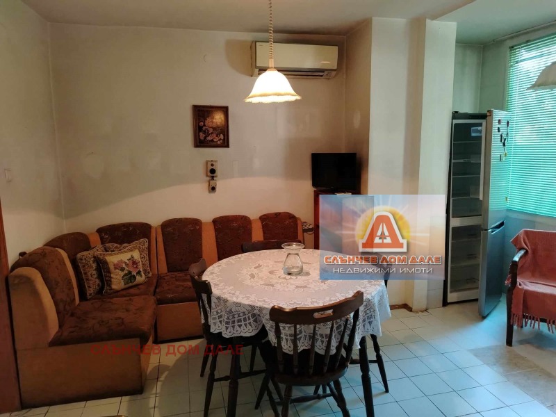 Продава  3-стаен град Шумен , Болницата , 94 кв.м | 80503141 - изображение [6]