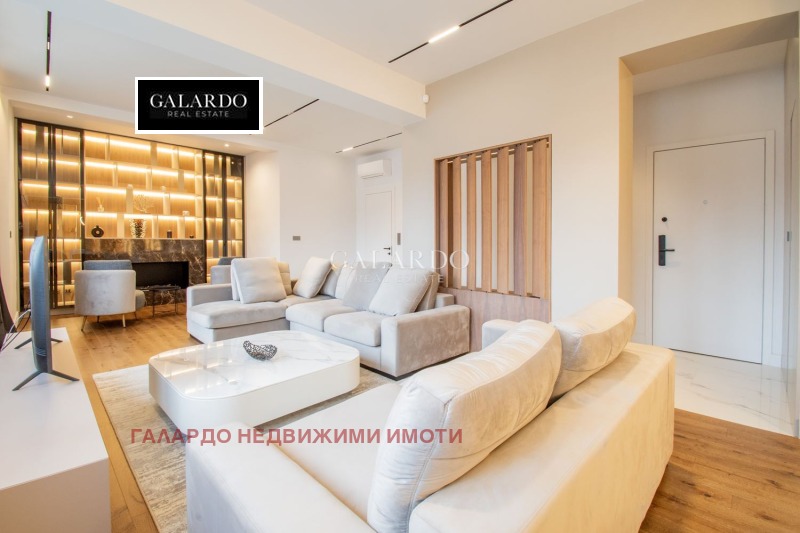 Продава 3-СТАЕН, гр. София, Център, снимка 2 - Апартаменти - 53074225