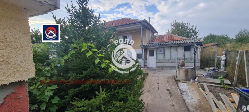 Продава КЪЩА, с. Поройна, област Пловдив, снимка 3 - Къщи - 49204515