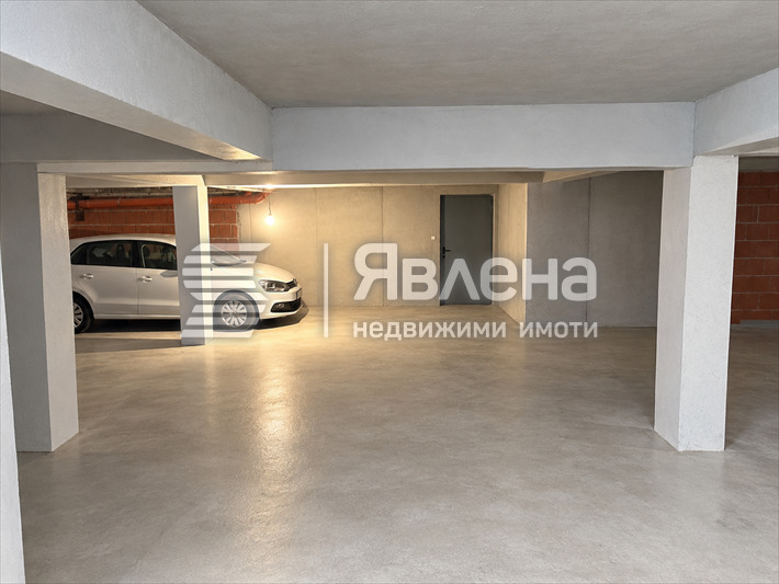 Продава ГАРАЖ, ПАРКОМЯСТО, гр. Варна, Лятно кино Тракия