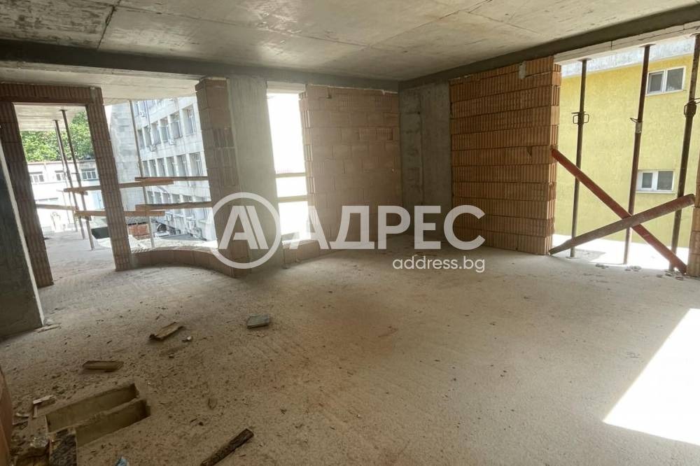 Продава 3-СТАЕН, гр. София, Оборище, снимка 5 - Апартаменти - 52704040